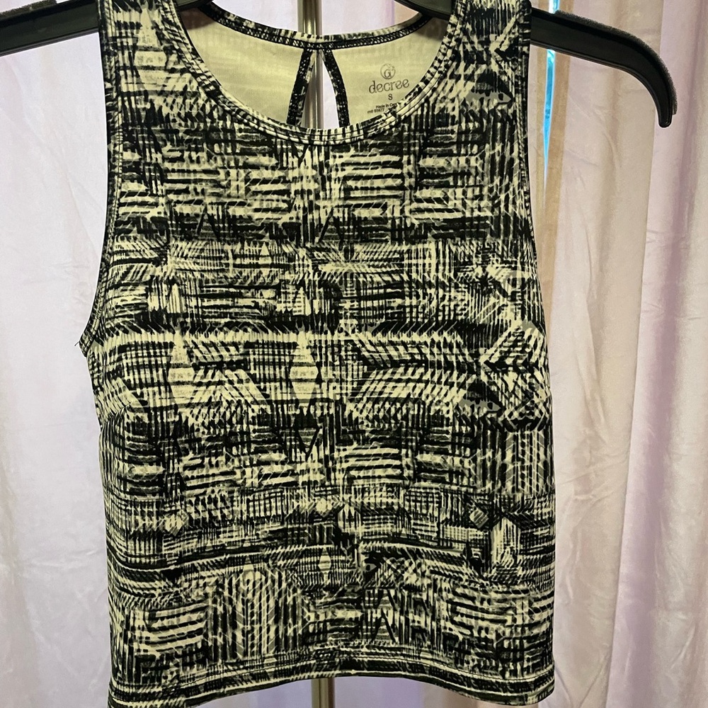 Decree Black and Cream Women's Cropped Top